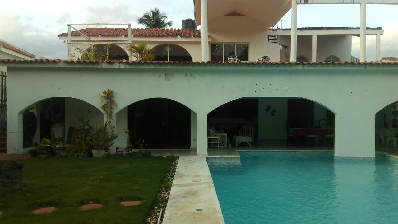 Casa Madrigal Hotell Santo Domingo Exteriör bild